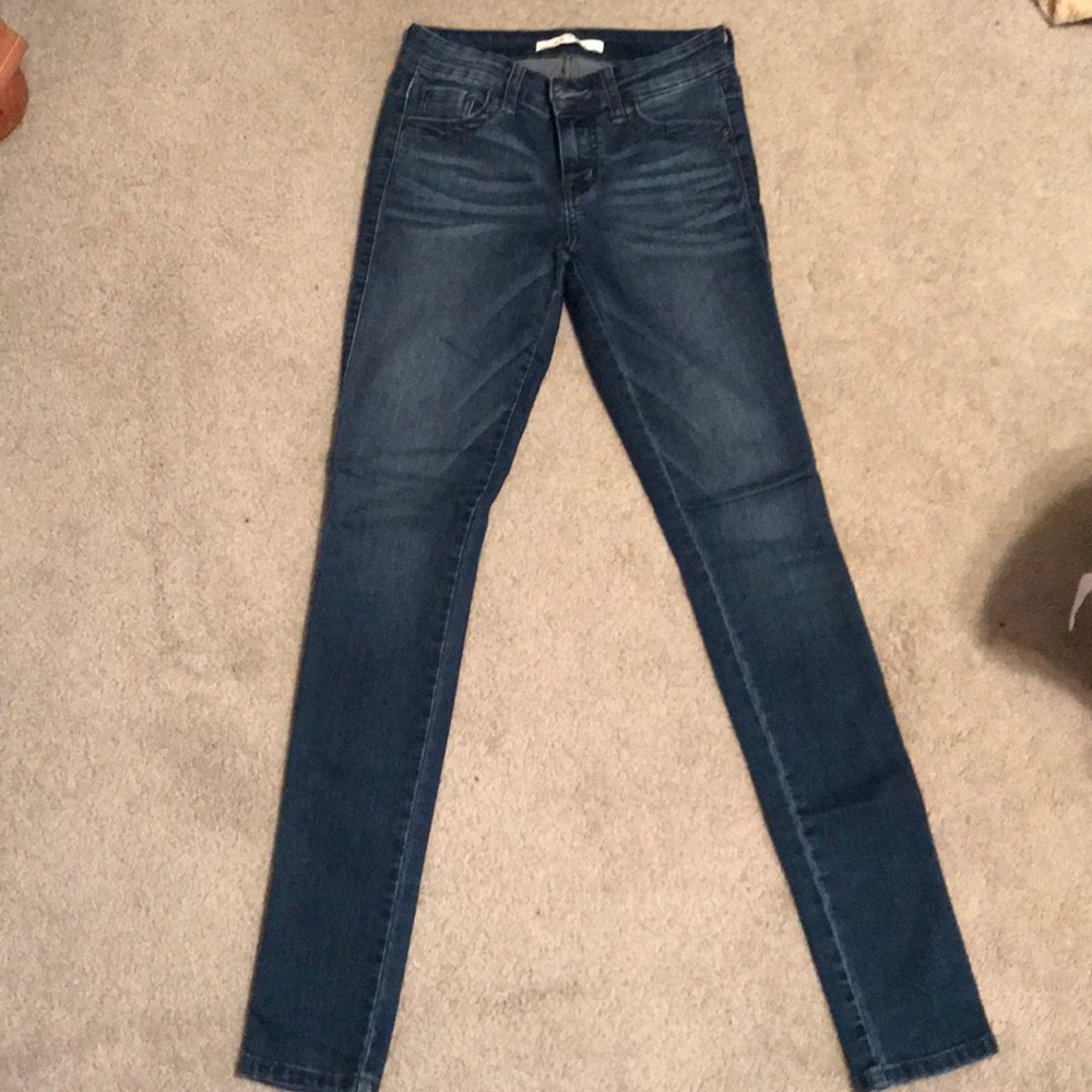 Skinny jeans